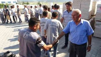 Hürok Mermer’De Bayramlaşma Coşkusu
