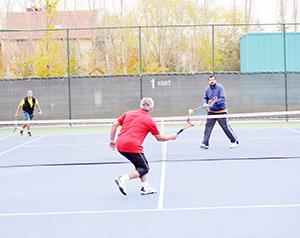 Uluslararası tenis kortları göz kamaştırıyor