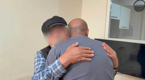 İBAN'ları arkadaşıyla paylaştı, 71 yaşındaki babasıyla aynı koğuşta hapis yattı
