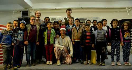 İBİŞ'İN MİSAFİRLERİ SAHNELENDİ