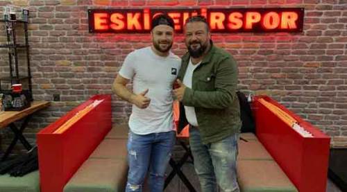 İbrahim Halil Öner Eskişehirspor ile sözleşme yeniledi