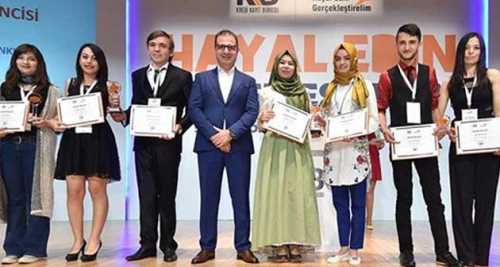 İÇ MİMARLIĞA İKİ ÖDÜL BİRDEN