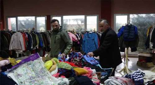 İçi altın dolu ayakkabıyı deprem bölgesine gönderince...