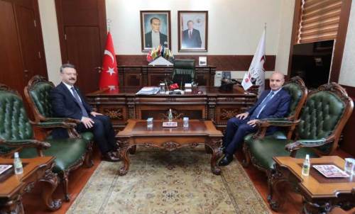 İçişleri Bakan Yardımcısı Mehmet Aktaş Vali Hüseyin Aksoy’u ziyaret etti