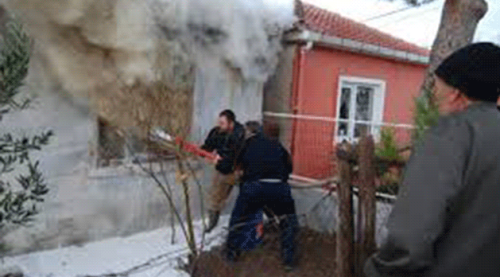 İçtiği sigara yangına neden oldu