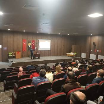 İdareci Ve Öğretmenlere ’’Afet Farkındalık Eğitimi’’
