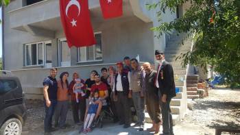 İdlib Gazisi 7 Ay Sonra Baba Ocağına Döndü
