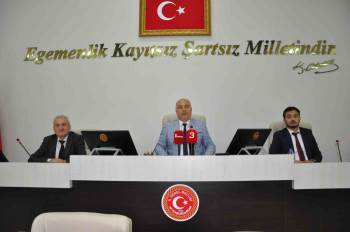 İgm’De Arazi Ve Ekili Alan Yangınları Görüşüldü
