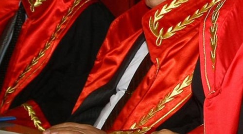 İhraç edilen hakim ve savcılara gözaltı