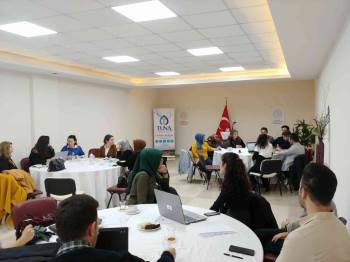 İhsaniye’De 2. Eğitim Çalıştayı Gerçekleştirildi

