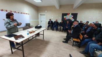 İhsaniye’Deki Çiftçiler Destek Konusunda Bilgilendirildi
