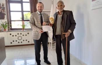 İhtiyaçları İçin Biriktirdiği 20 Bin Tl’Yi Depremzedelere Bağışladı
