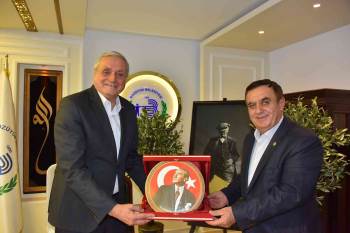 İki Belediye Yapılacak Projeler Hakkında Fikir Alışverişi Yaptı
