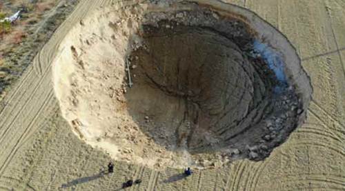 İki fay arasında oluştu: Tam 12 metre derinliğinde!