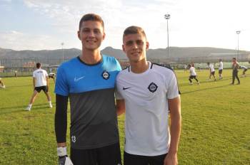 İki Kardeş Altay İçin Omuz Omuza Mücadele Veriyor
