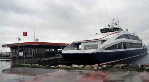 İki kentte Reina saldırganı alarmı