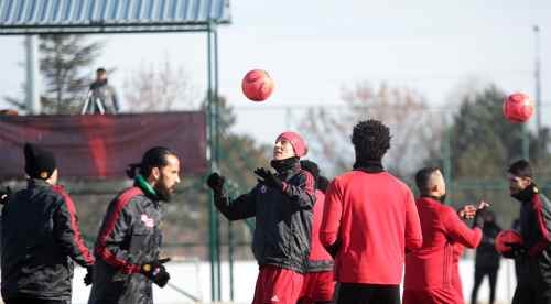 İkinci devre 17. hafta maçlarıyla açılıyor