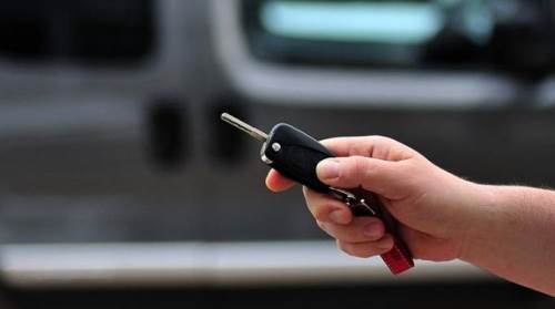 İkinci el araç piyasasında önemli karar: 6 ay ve 6 bin kilometre şartı uzatıldı