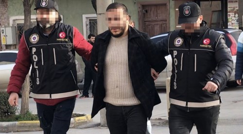 İkisi de operasyonda gözaltına alındı