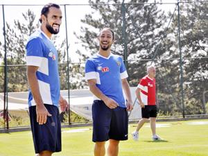 İkisine de yeni teklifler