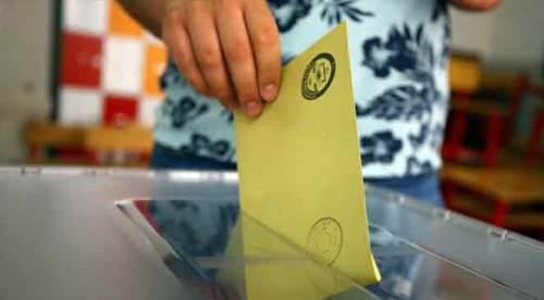 İktidar ve muhalefet partilerini bekleyen tehlike