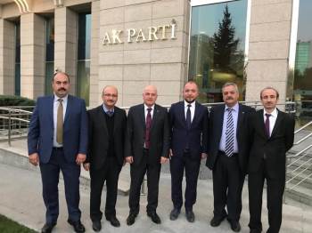 İl Başkanı Karabıyık, Görev Yapmış İl Başkanları Toplantısına Katıldı
