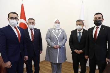 İl Başkanı Yıldırım’Dan Bakan Selçuk’A Ziyaret
