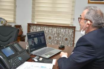 İl Müdürü Akyol, Öğretmenlerle Telekonferans Yoluyla Görüştü
