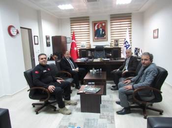 İl Müdürü Demirel’E İade-İ Ziyaret
