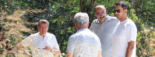 İl Müdürü Şimşek okulun yeni spor alanı projesini inceledi