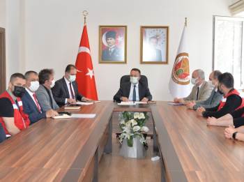 İl Salgın Denetim Merkezi Çalışanlarıyla Bir Araya Geldi
