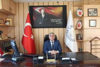 İlçe Merkezindeki Söğüt Ve Kavak Ağaçları Kesilecek
