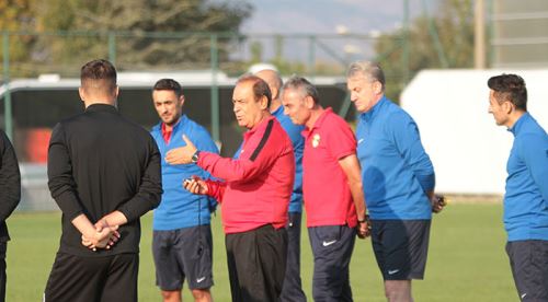 İldiz'in tek isteği var! Galibiyet...