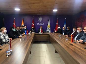 İlk Kez Bir Araya Geldiler
