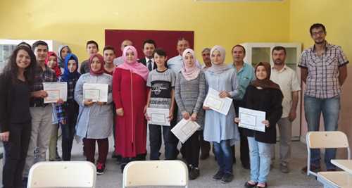 İLK MEZUNİYET SEVİNCİ