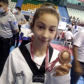 İlk Resmî Maçında Türkiye 3.’Sü Oldu
