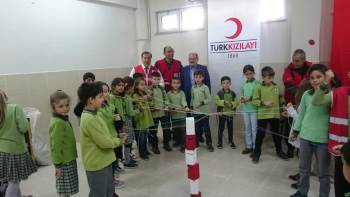 İlkokul Öğrencilerine Motivasyon Eğitimi
