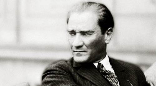 İlkokul öğretmenine "Atatürk'e hakaret" incelemesi