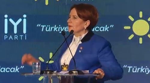 İlla cumhurbaşkanı olmamı istiyorlar