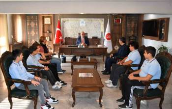 İmam Hatipli Öğrenciyle Bir Araya Geldi
