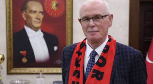 İmamoğlu’nun yanındakiler cezaevine Kılıçdaroğlu’nun yanındakiler AKP’ye