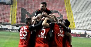 Şimdi sıra LİG'de