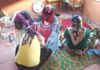 İmece Usulü Kızılcık Tarhanası Yapımı
