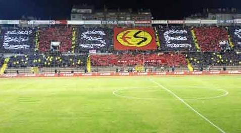 İn cin top oynayacak!