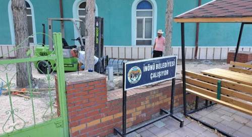 İnönü’de Merkez Camii yenilendi! Çevresi baştan aşağı değişti