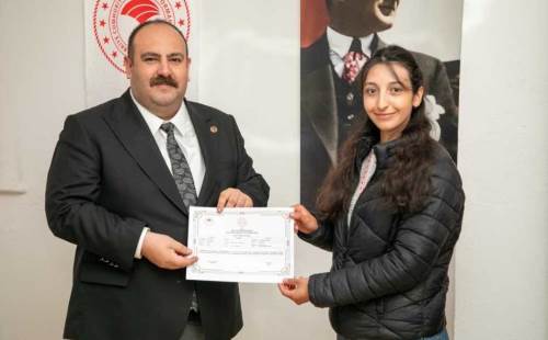İnönü’de safran üretimi için 44 çiftçiye sertifika verildi