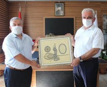 İnönü İlçe Müftüsü Şahin’Den, Bilecik İl Müftü Erhun’A Ziyaret
