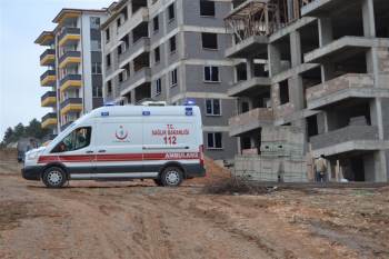 İnşaatın 4’Üncü Katından Düşen İşçi Hayatını Kaybetti
