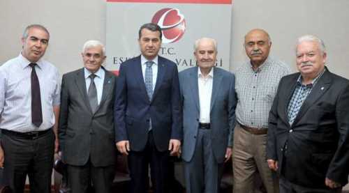 İNSANLIĞA HİZMET EDENİN YANINDAYIZ