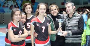 İpi Çağdaş Koleji göğüsledi